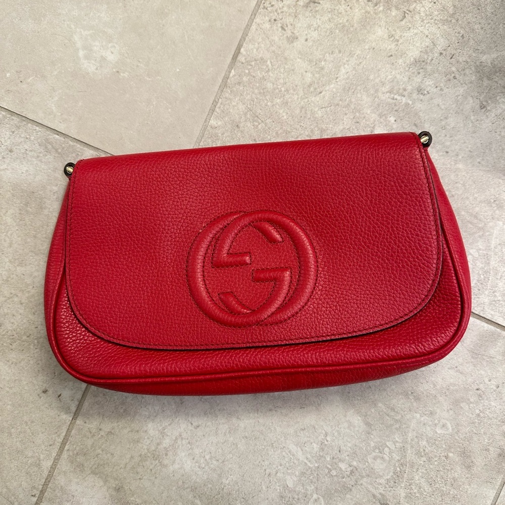 Gucci Medium Soho Flap Crossbody Bag